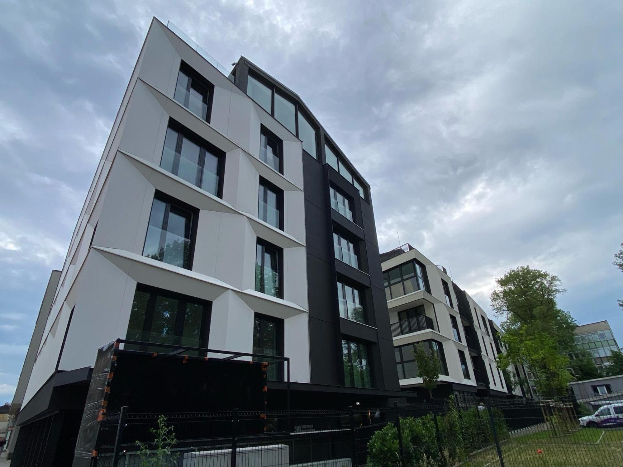Lux Stays By Torres At K39 Krakow Cracóvia Exterior foto