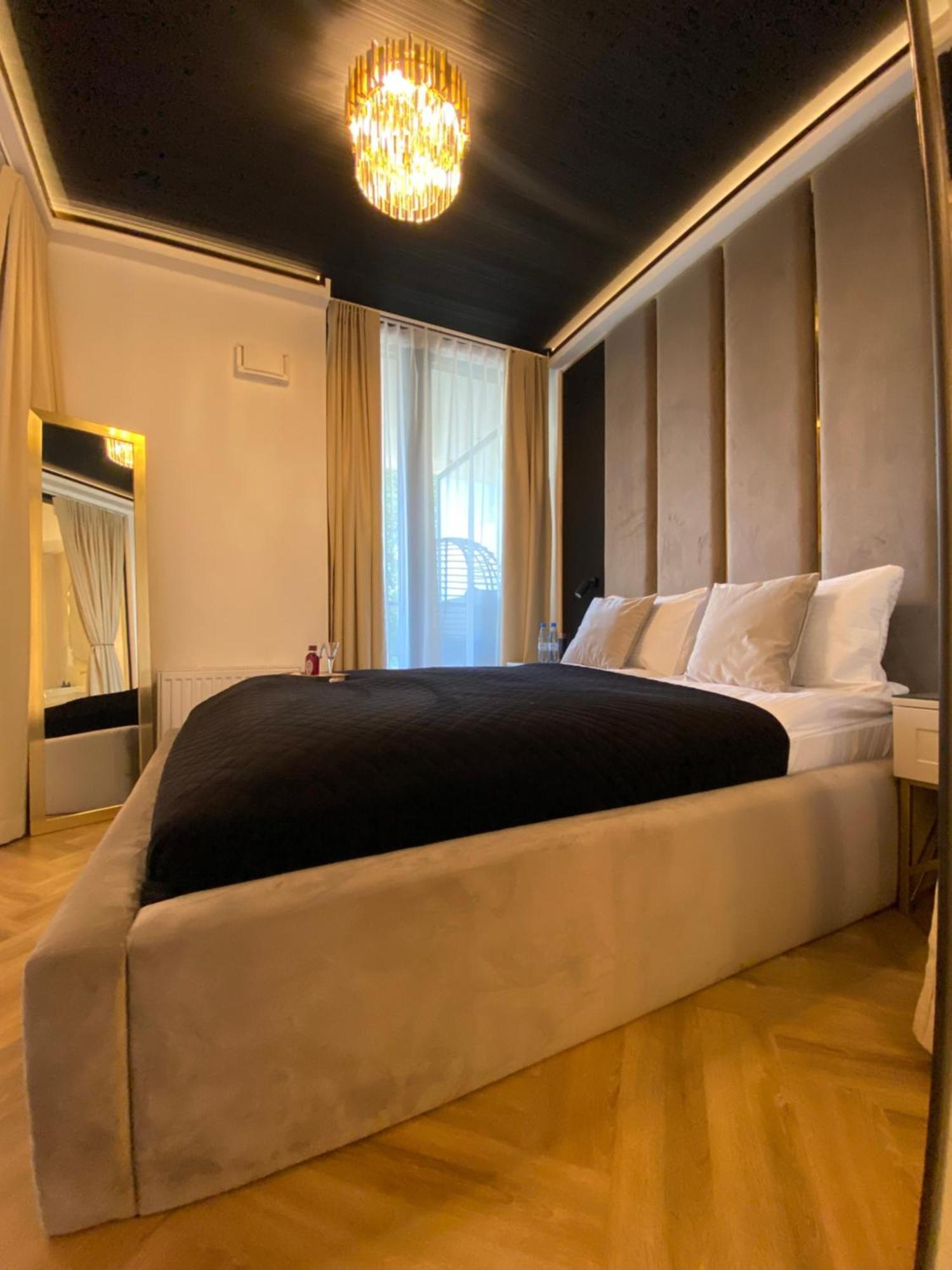 Lux Stays By Torres At K39 Krakow Cracóvia Exterior foto