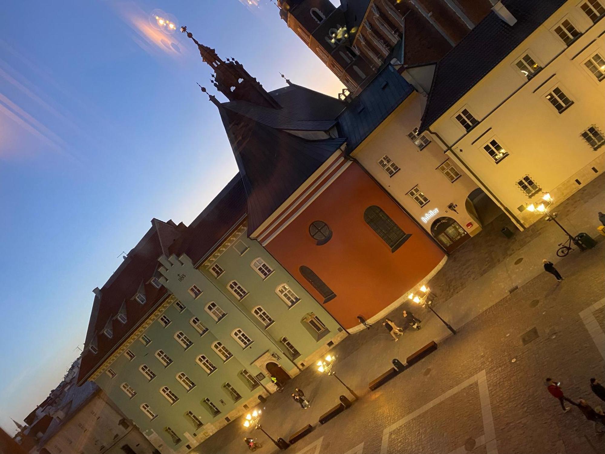 Lux Stays By Torres At K39 Krakow Cracóvia Exterior foto