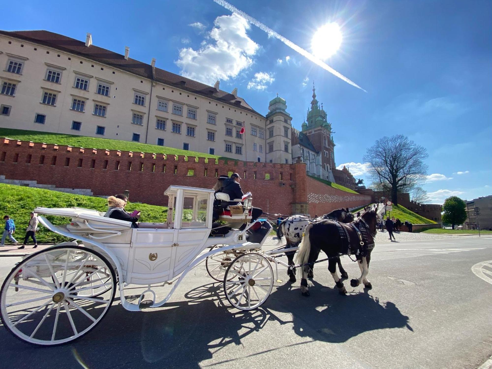 Lux Stays By Torres At K39 Krakow Cracóvia Exterior foto